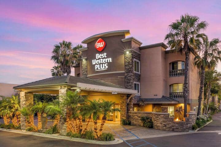 Hotel 41 of 42